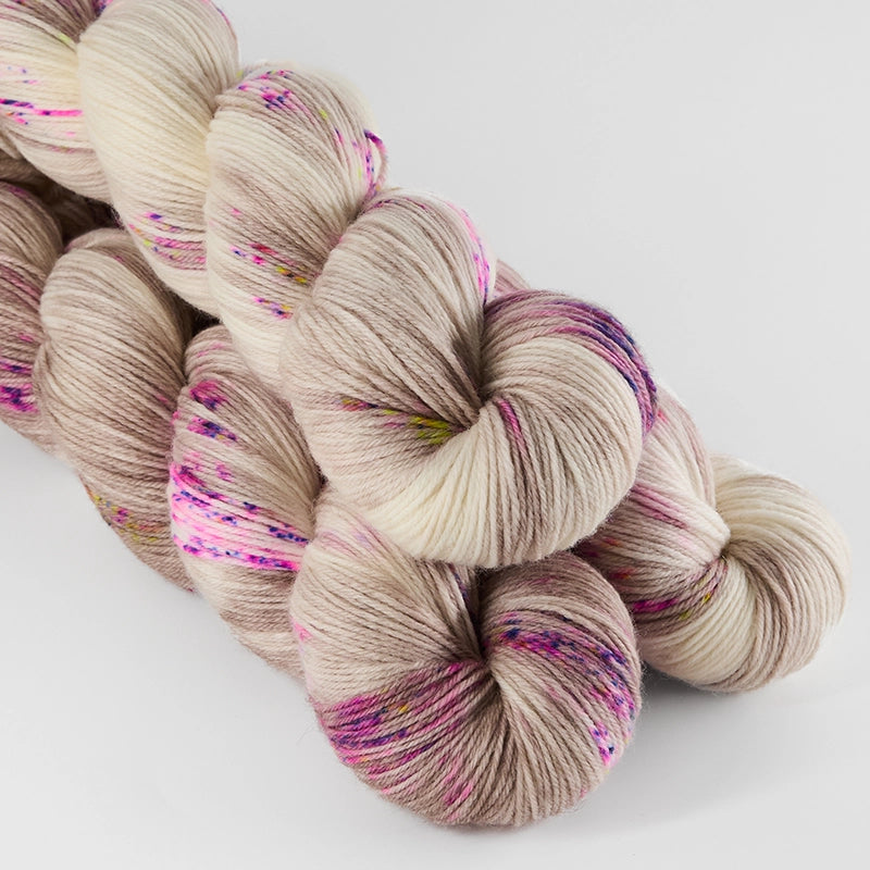 Sysleriget Cashmere Sock | Dazzling Purple – Sysleriget