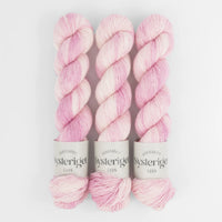 Sysleriget Singles | Flower