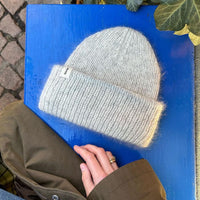 PetiteKnit | Folded label