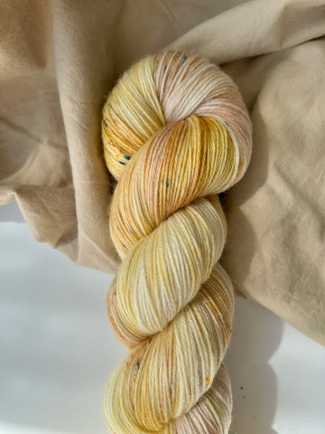 Sysleriget Cashmere Sock | Cantaloupe - Preorder (Summer Time Collection)