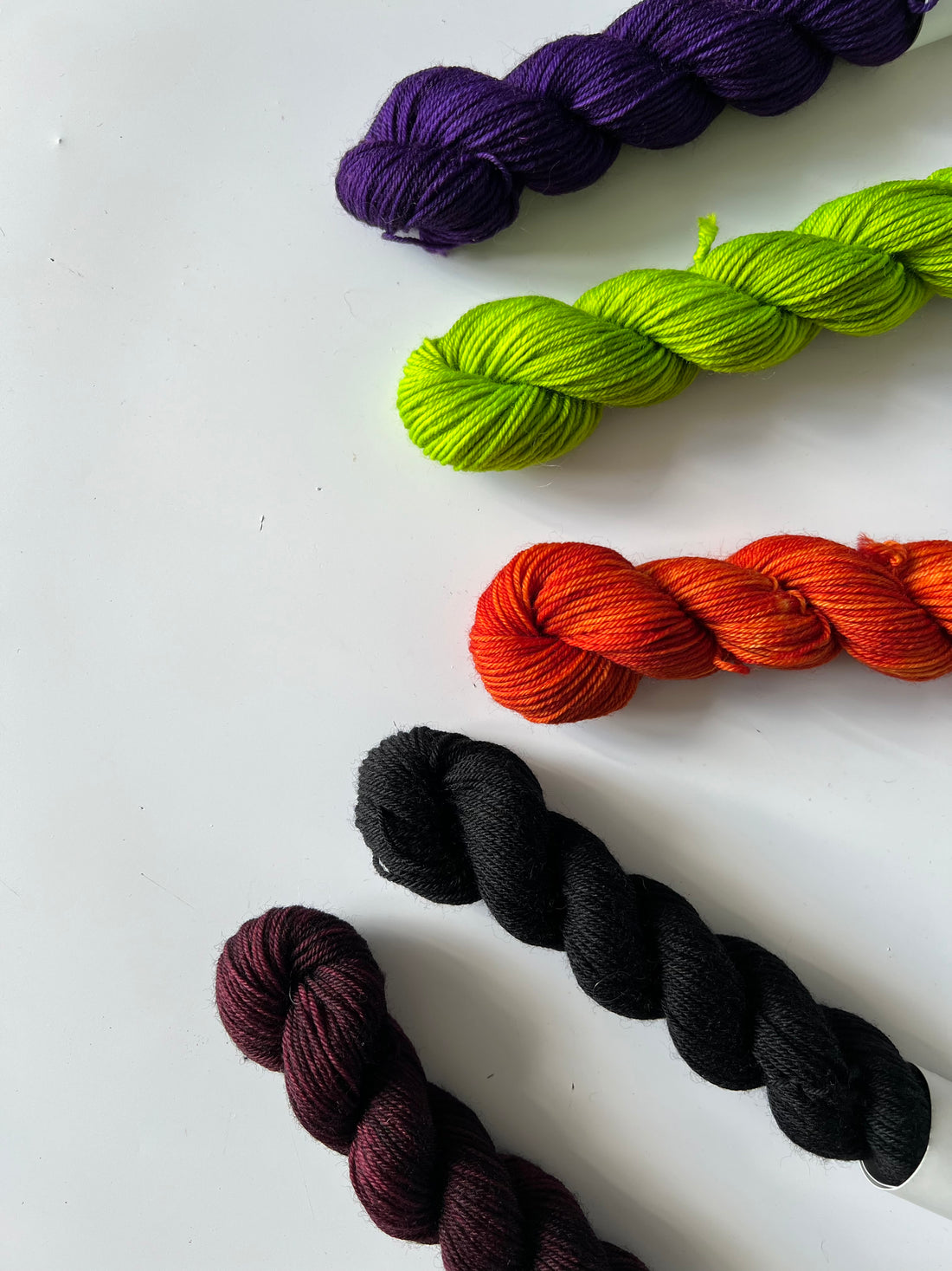 Sysleriget Sock | Spooky Mini Skeins
