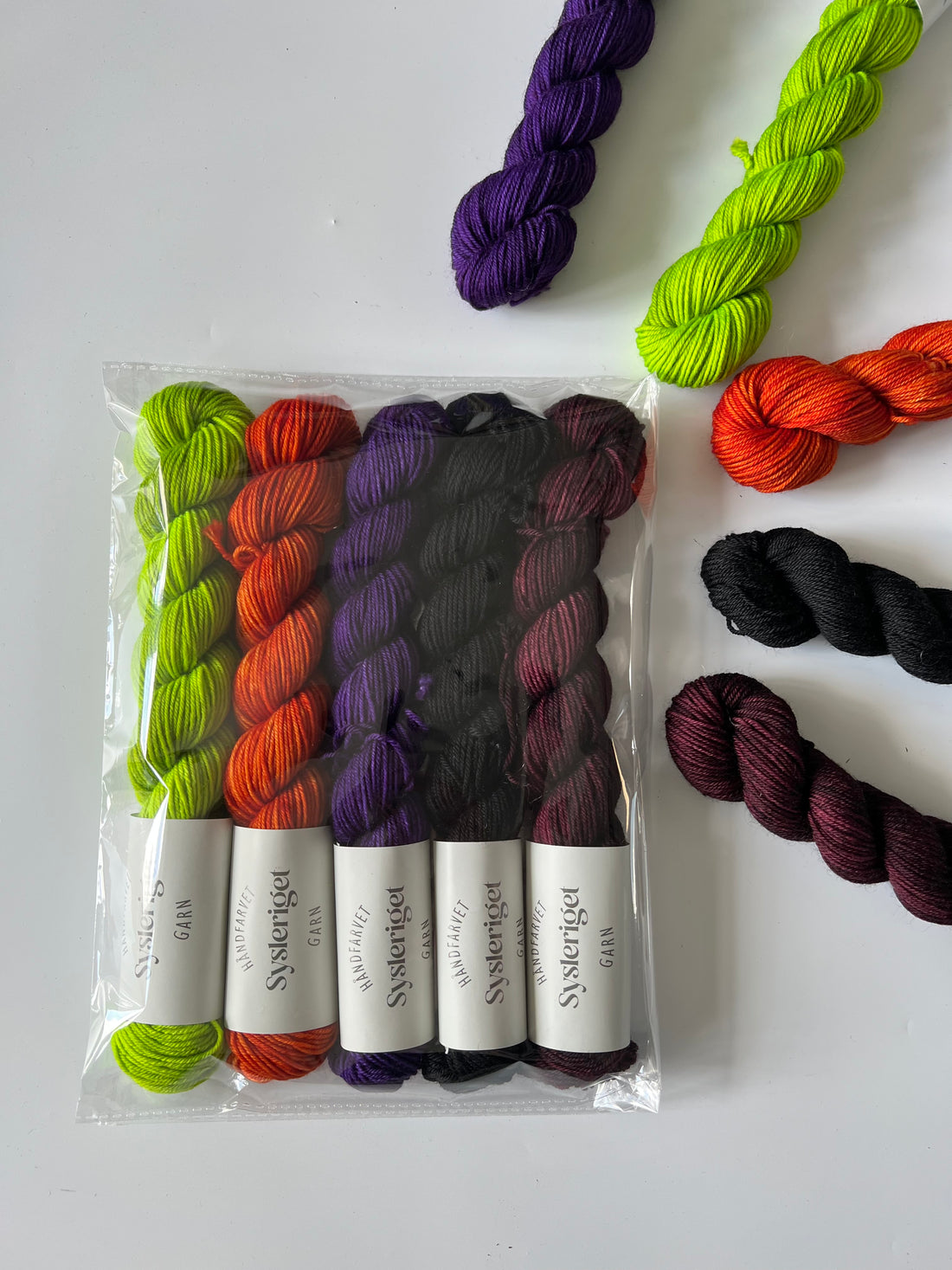 Sysleriget Sock | Spooky Mini Skeins