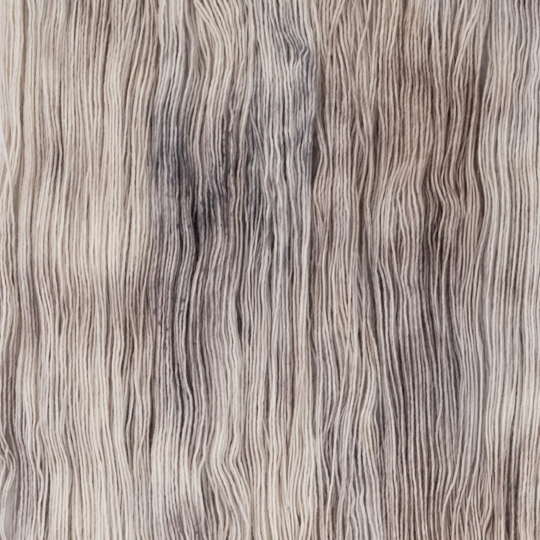 Sysleriget hand dyed yarn in single ply merino wool in the color Our Favorites No. 11.